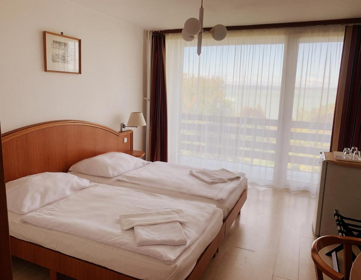 Riviera Park Hotel Balatonföldvár Εξωτερικό φωτογραφία